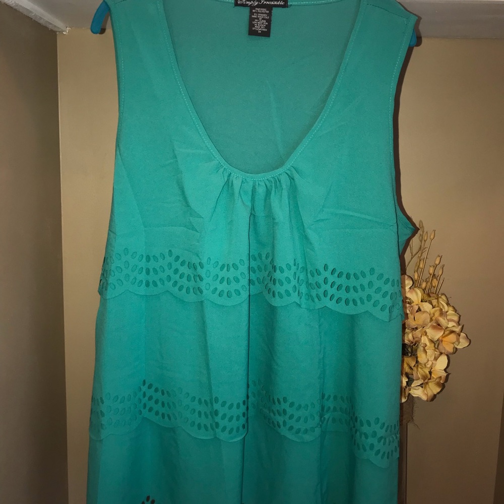 Simply Irresistible 3x tiered tank